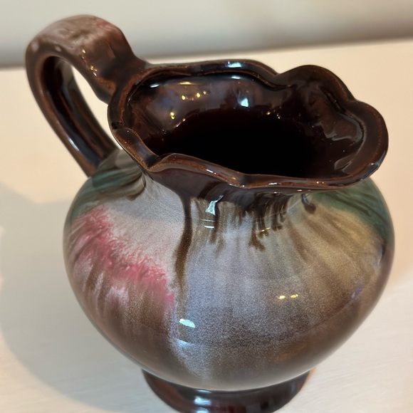 ✨ Vintage Tilso Japan Hand Painted Pitcher, Drip Glaze✨ - Picture 3 of 4
